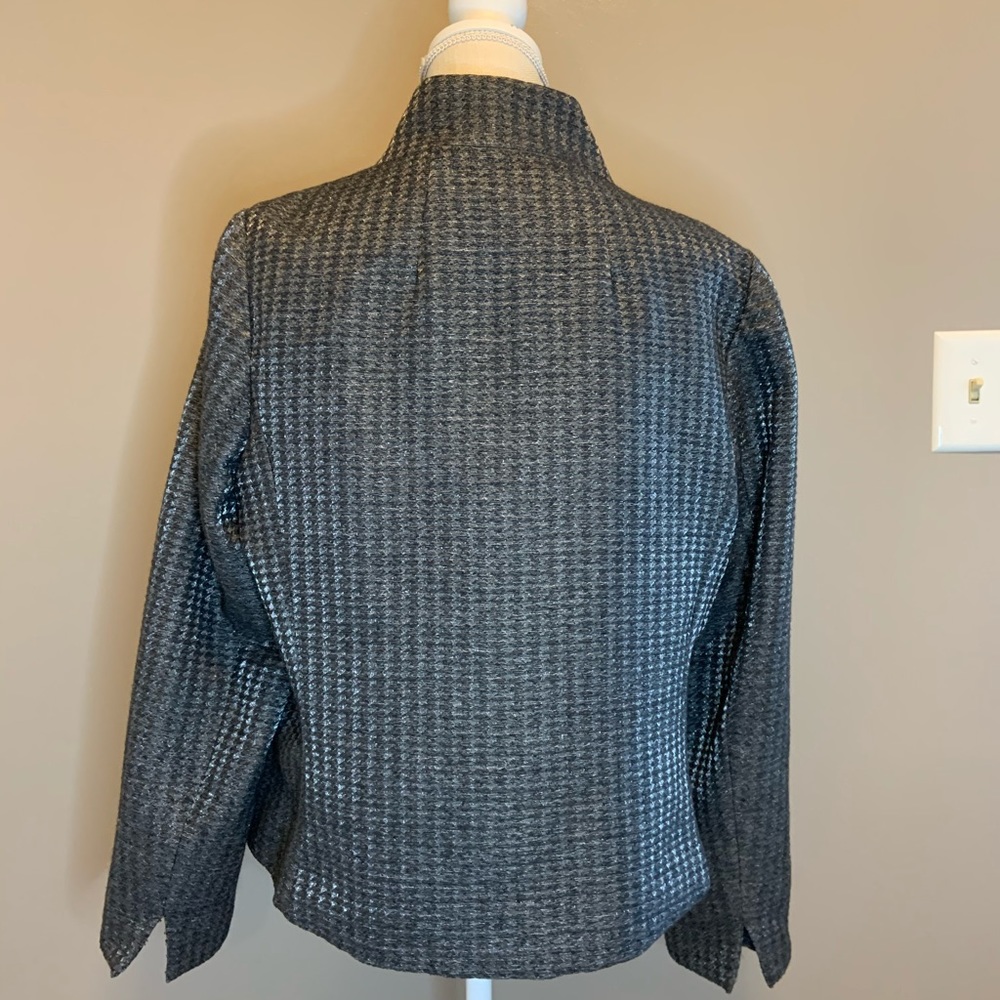 Blazer‎ - Picture 4 of 5